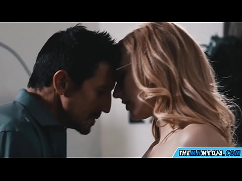 ❤️ Romantika sekso kun malĉasta blondulino ❤ Faka video ĉe eo.xxxomg.ru ☑