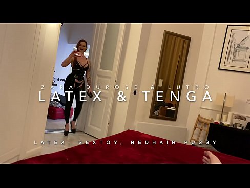 ❤️ Ruĝhara vicfratino en lateksokostumo fikita de duonfrato ❤ Faka video ĉe eo.xxxomg.ru ☑