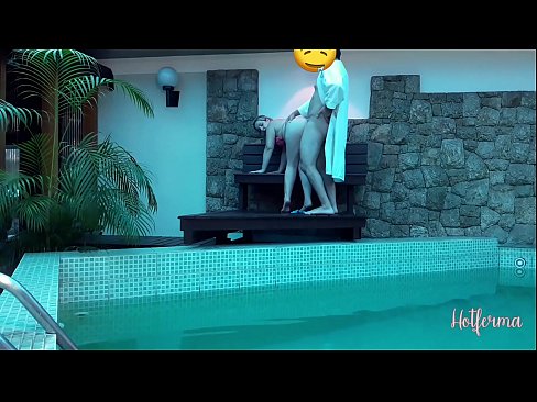❤️ Estro invitas servistinon al la naĝejo, sed ne povis rezisti varmegon ❤ Faka video ĉe eo.xxxomg.ru ☑